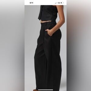 Contemporaine Women's Black Pants